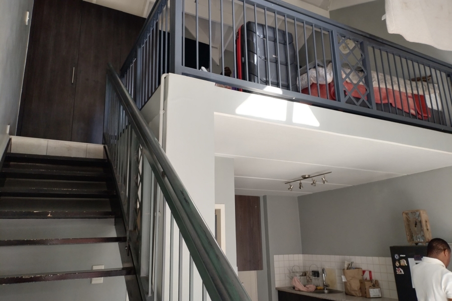 1 Bedroom Property for Sale in Hatfield Gauteng