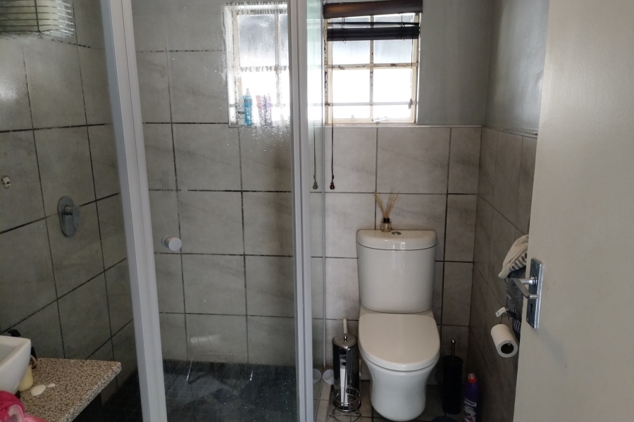 1 Bedroom Property for Sale in Hatfield Gauteng