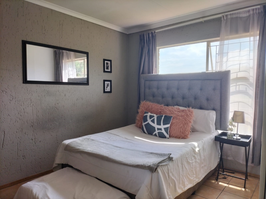 To Let 2 Bedroom Property for Rent in Arundo Estate Gauteng
