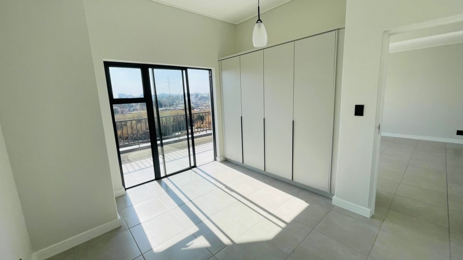 To Let 1 Bedroom Property for Rent in Waterfall Gauteng