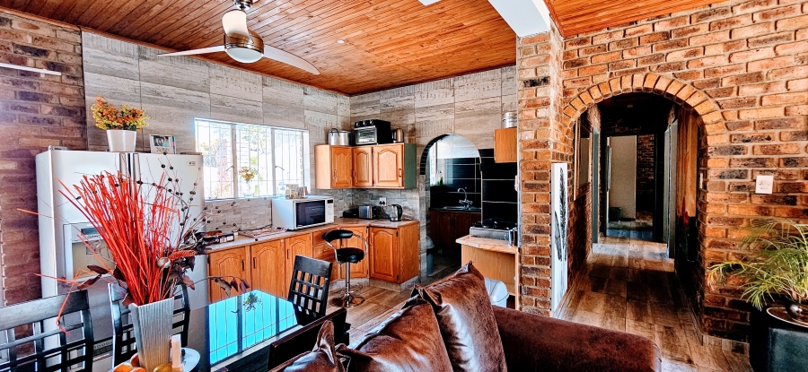 3 Bedroom Property for Sale in Risiville Gauteng