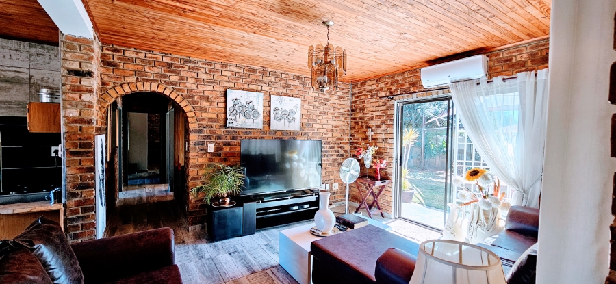 3 Bedroom Property for Sale in Risiville Gauteng