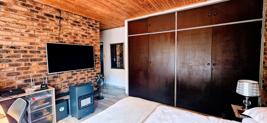 3 Bedroom Property for Sale in Risiville Gauteng