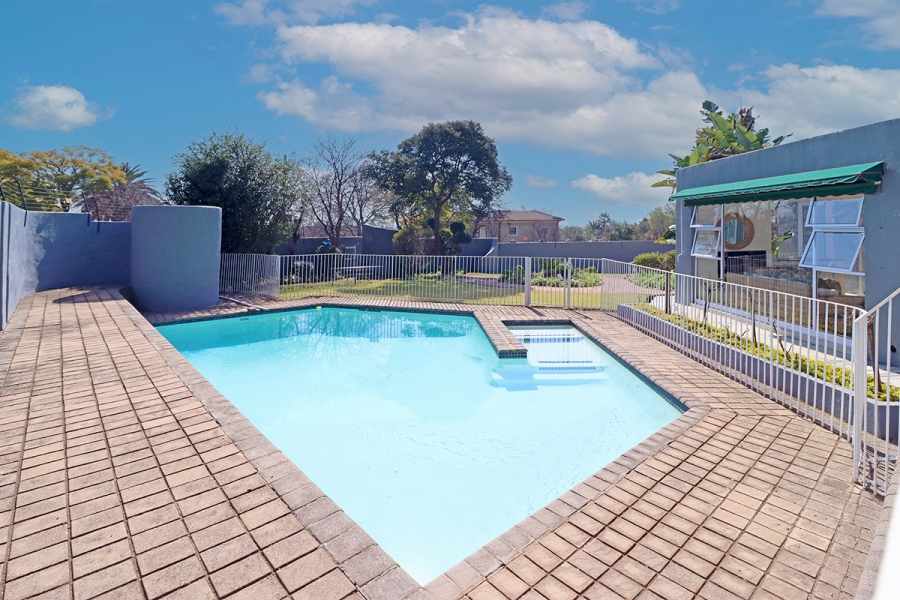 4 Bedroom Property for Sale in Sunningdale Gauteng