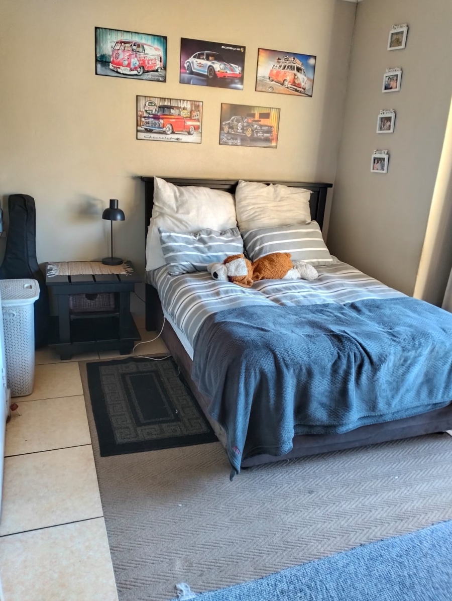 3 Bedroom Property for Sale in Bonanne Gauteng