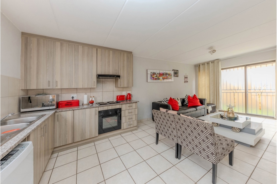 3 Bedroom Property for Sale in Wilgeheuwel Gauteng