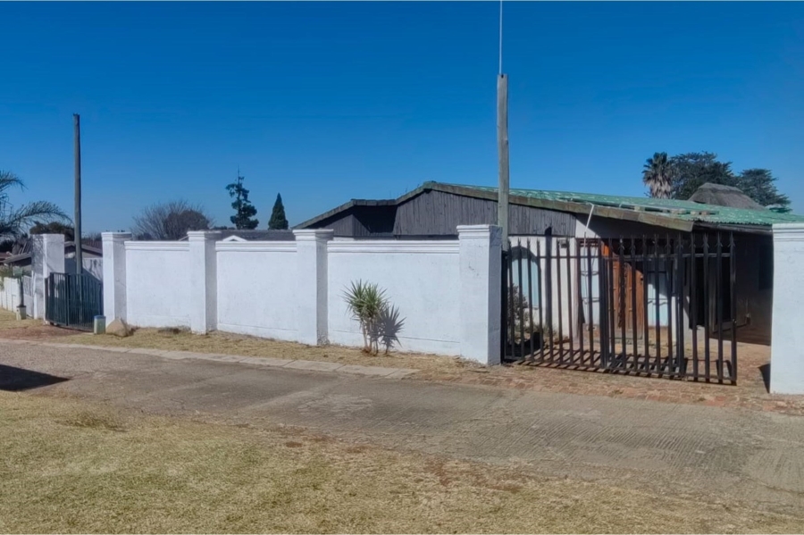 To Let 4 Bedroom Property for Rent in Southfork Gauteng