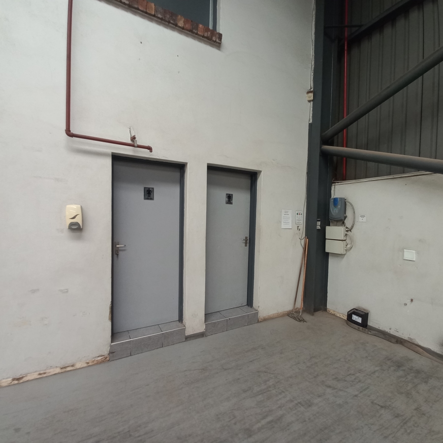 To Let commercial Property for Rent in Spartan Gauteng