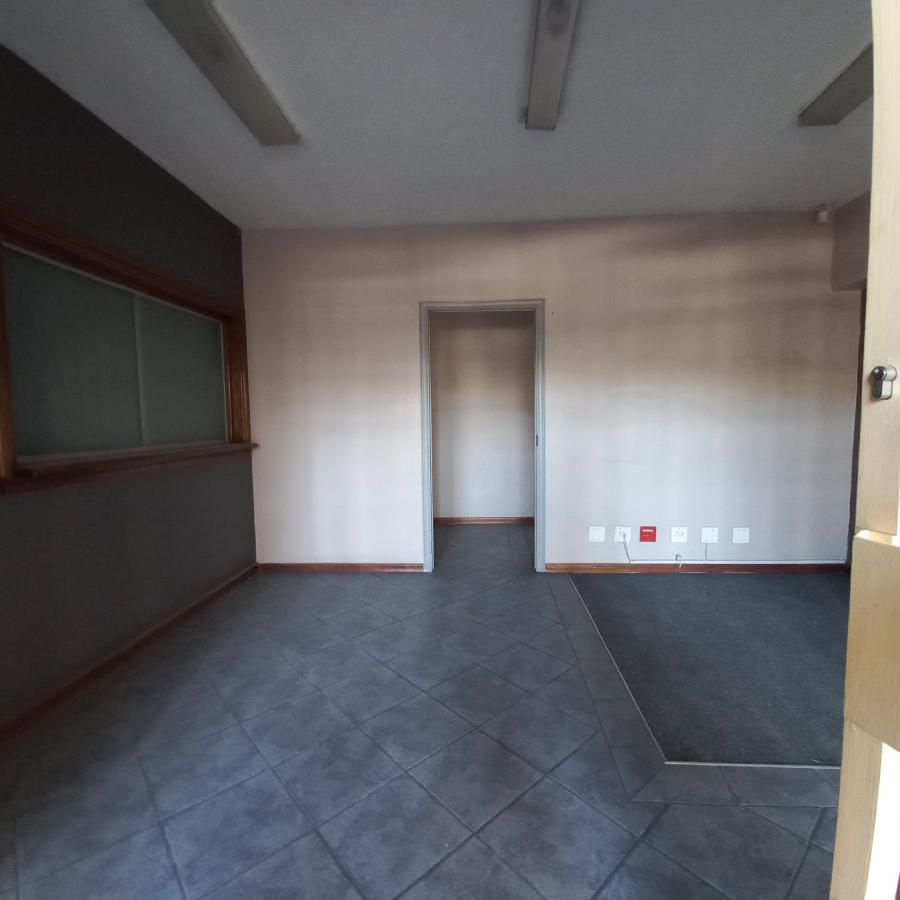 To Let commercial Property for Rent in Spartan Gauteng