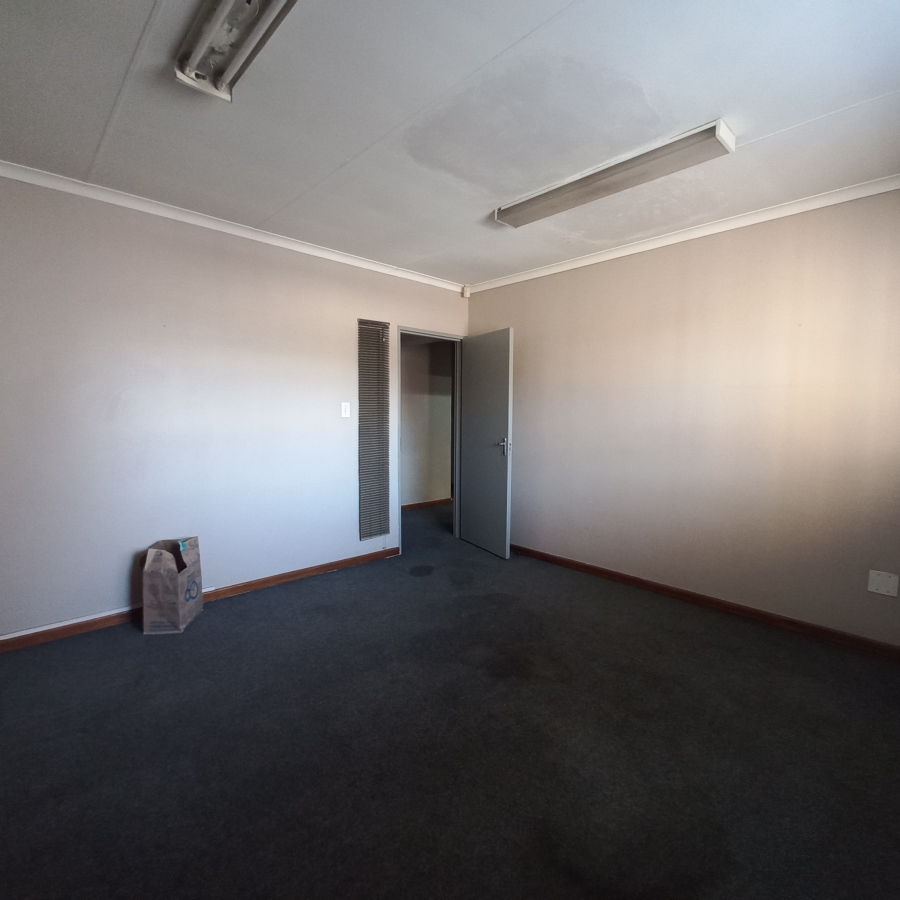 To Let commercial Property for Rent in Spartan Gauteng