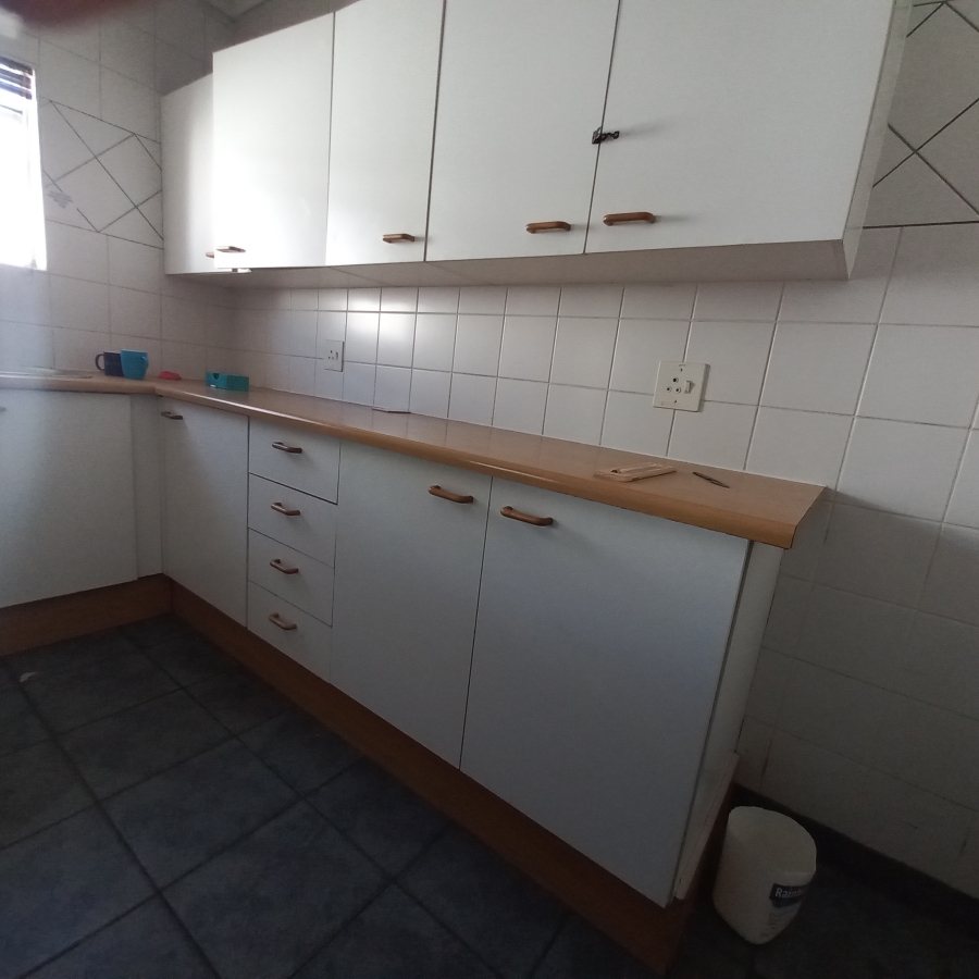To Let commercial Property for Rent in Spartan Gauteng