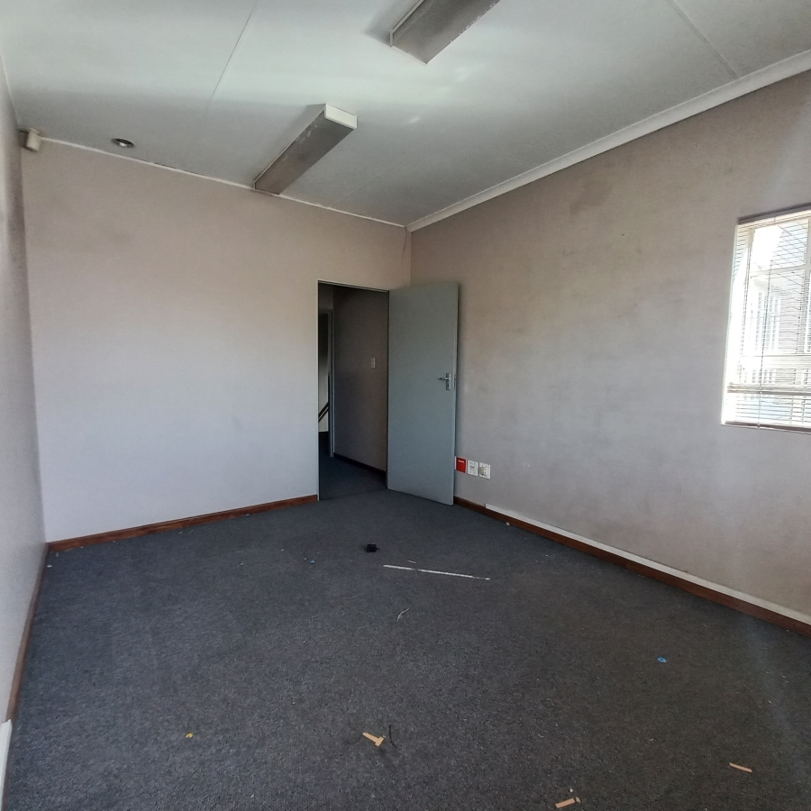 To Let commercial Property for Rent in Spartan Gauteng