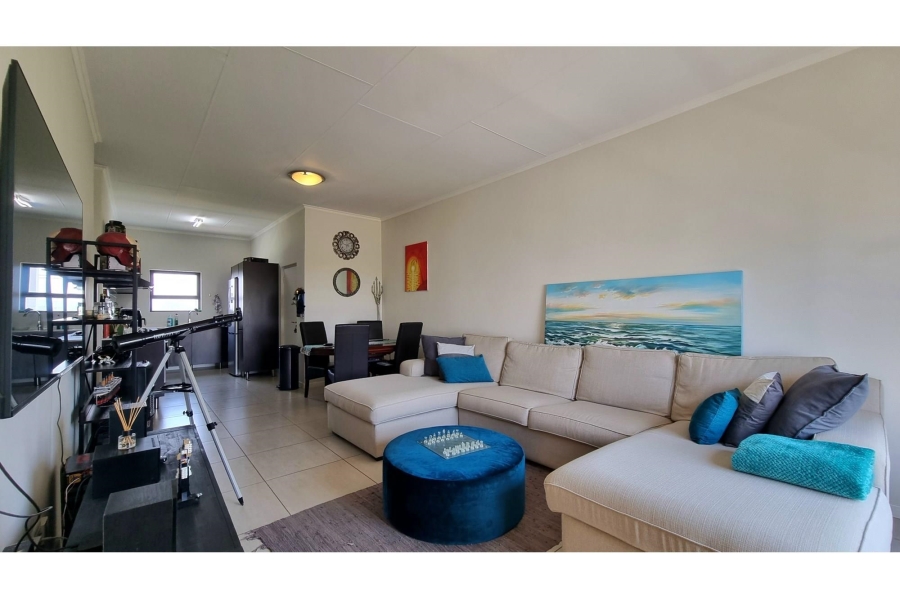 2 Bedroom Property for Sale in Greenstone Ridge Gauteng