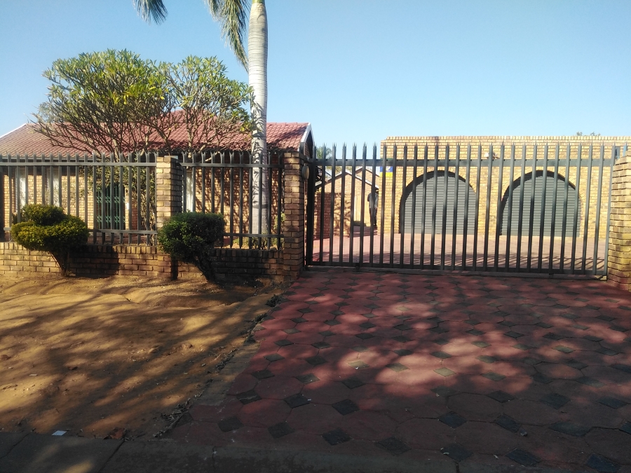 3 Bedroom Property for Sale in The Orchards Gauteng