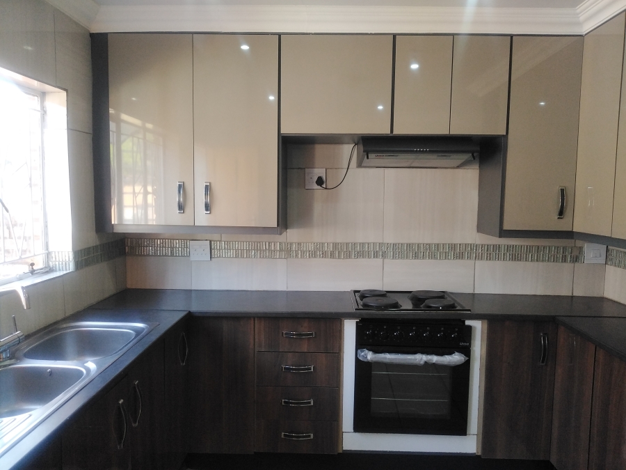 3 Bedroom Property for Sale in The Orchards Gauteng