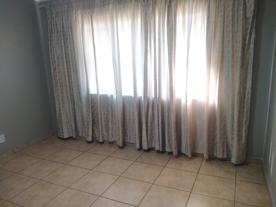 3 Bedroom Property for Sale in The Orchards Gauteng