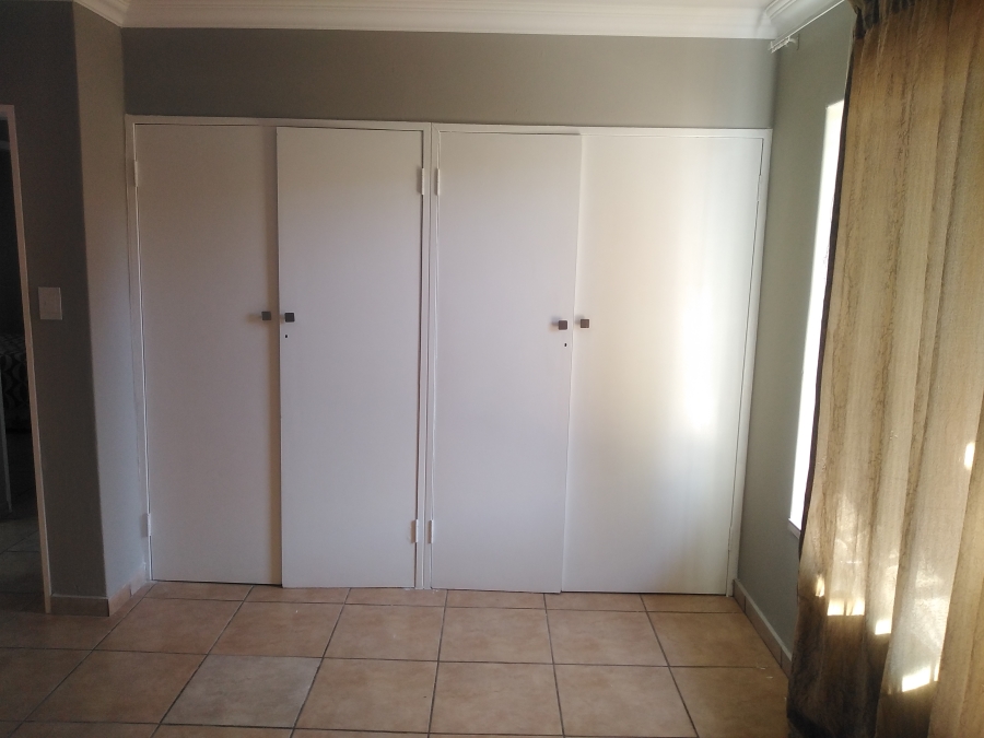3 Bedroom Property for Sale in The Orchards Gauteng