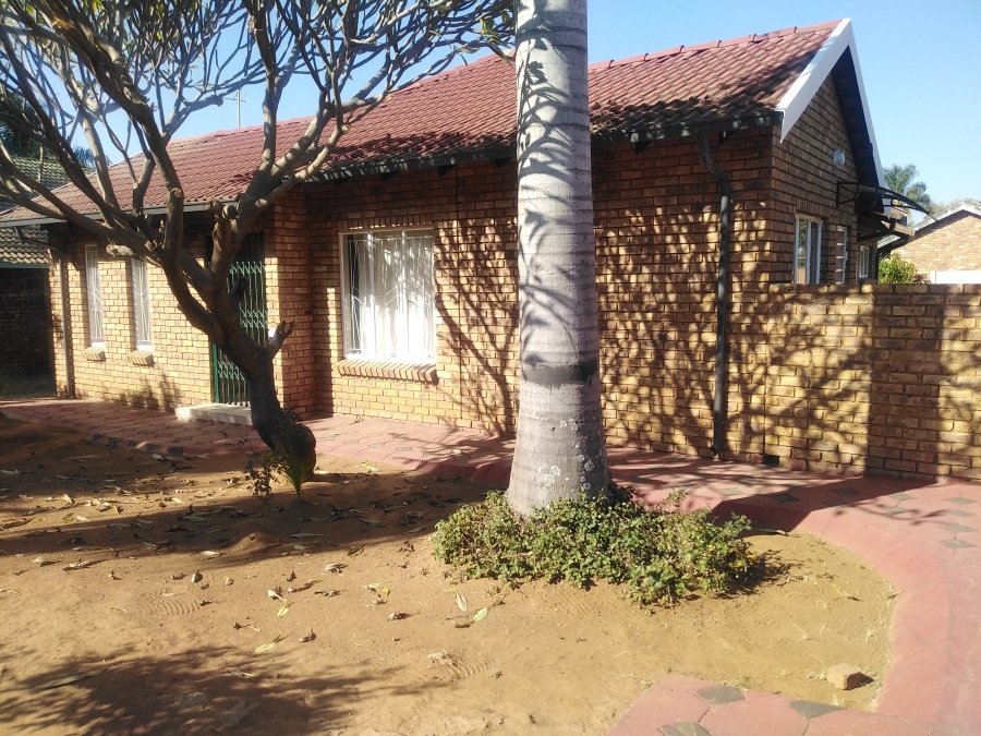 3 Bedroom Property for Sale in The Orchards Gauteng