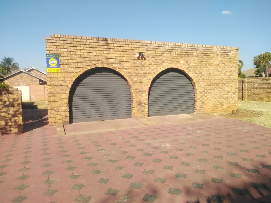 3 Bedroom Property for Sale in The Orchards Gauteng