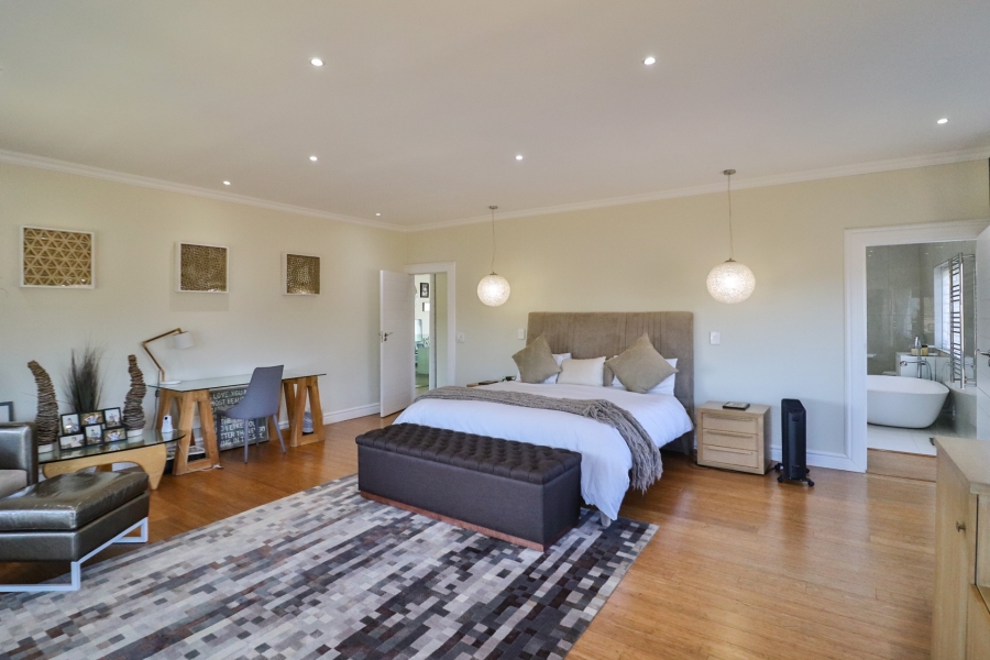 5 Bedroom Property for Sale in Waterfall Country Estate Gauteng