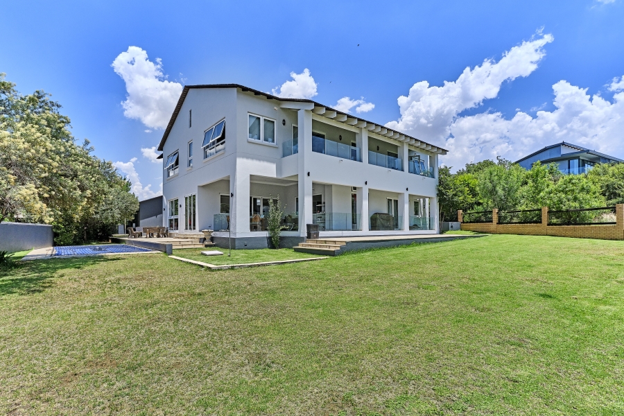 5 Bedroom Property for Sale in Waterfall Country Estate Gauteng