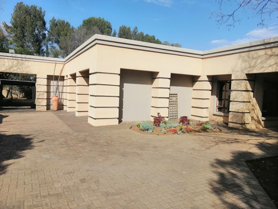4 Bedroom Property for Sale in Vanderbijlpark SW 5 Gauteng