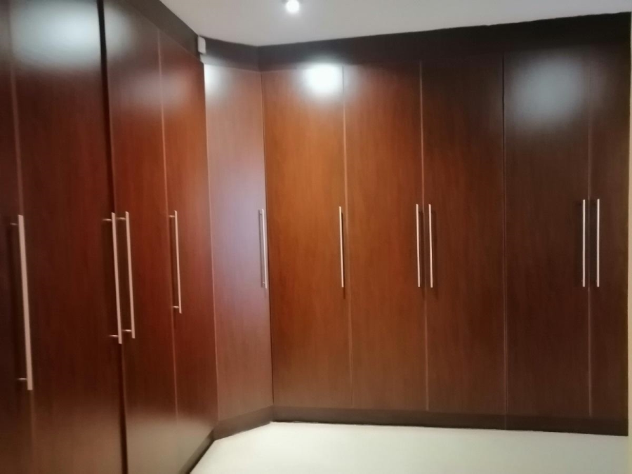 4 Bedroom Property for Sale in Vanderbijlpark SW 5 Gauteng