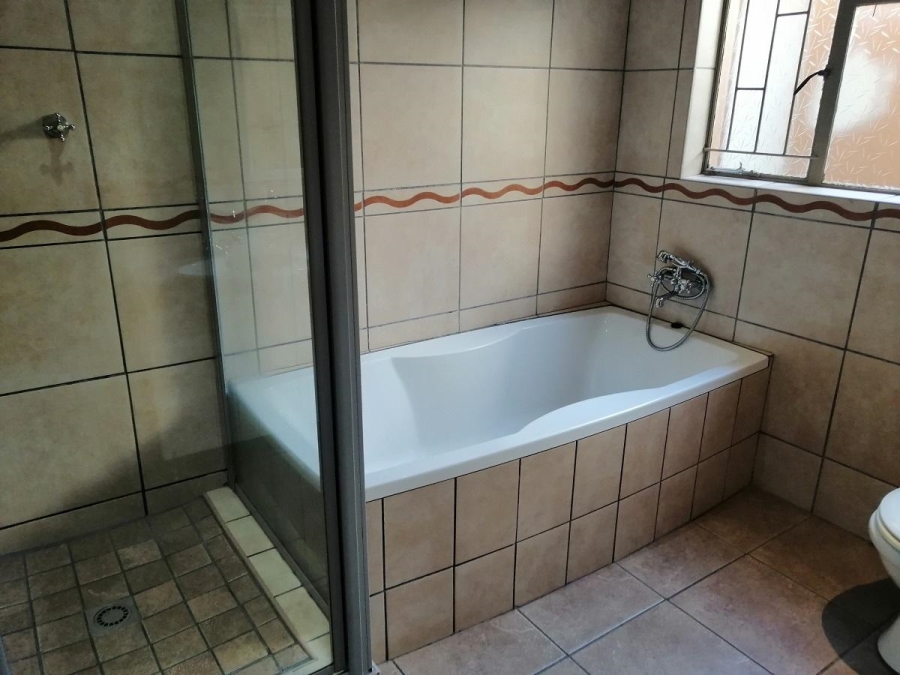 4 Bedroom Property for Sale in Vanderbijlpark SW 5 Gauteng