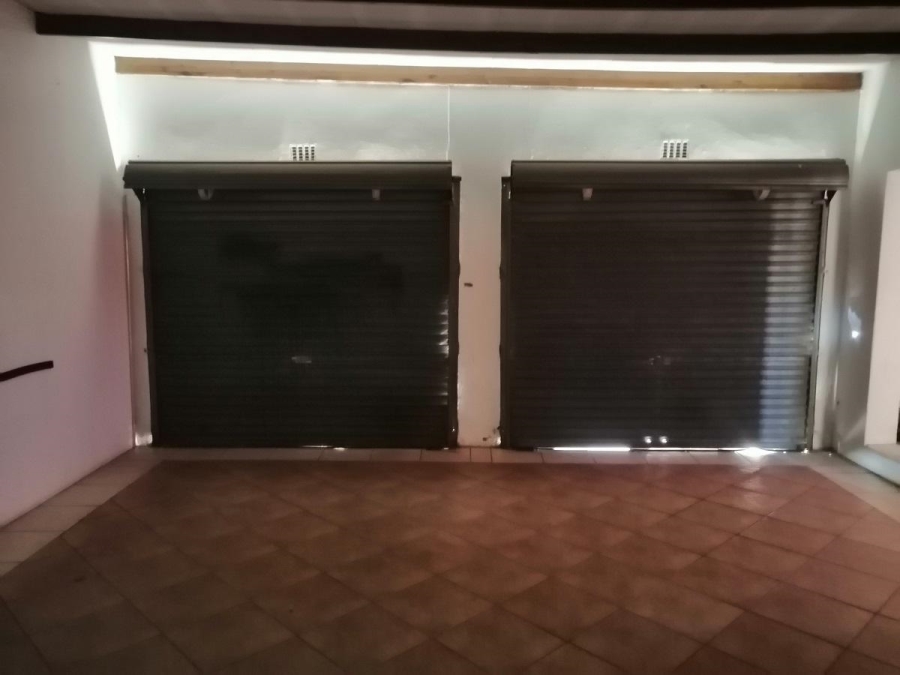 4 Bedroom Property for Sale in Vanderbijlpark SW 5 Gauteng
