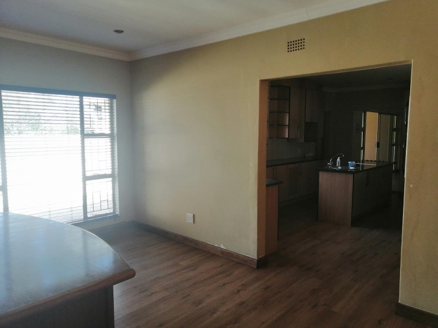 4 Bedroom Property for Sale in Vanderbijlpark SW 5 Gauteng