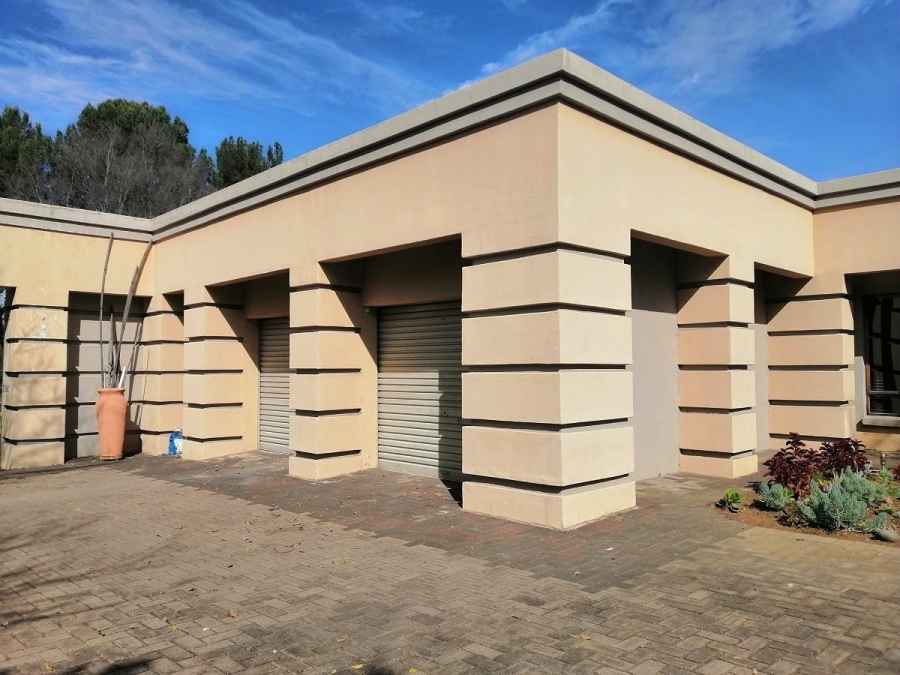 4 Bedroom Property for Sale in Vanderbijlpark SW 5 Gauteng
