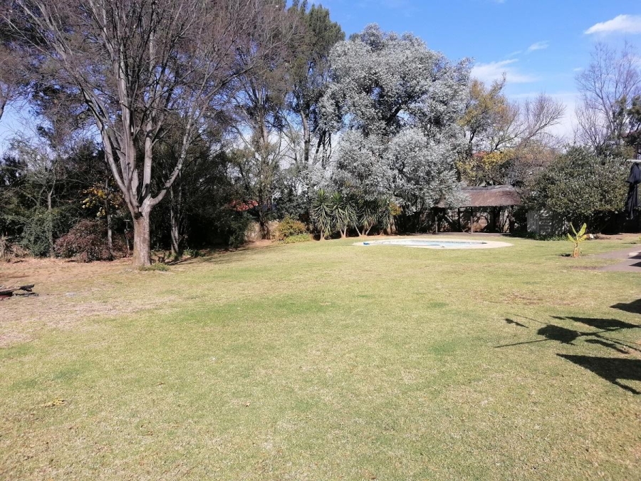 4 Bedroom Property for Sale in Vanderbijlpark SW 5 Gauteng