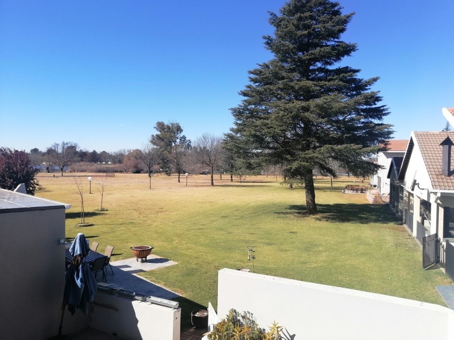 4 Bedroom Property for Sale in Kaalplaats Gauteng