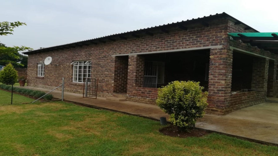 16 Bedroom Property for Sale in Rosashof Gauteng