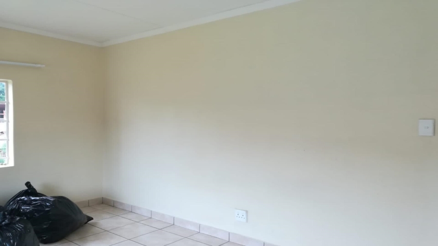 16 Bedroom Property for Sale in Rosashof Gauteng