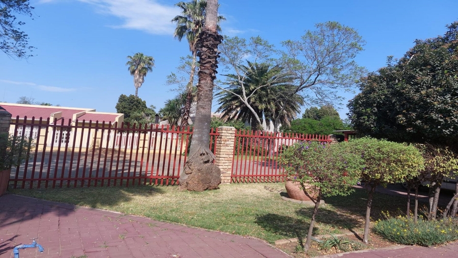 3 Bedroom Property for Sale in Vanderbijlpark Sw 2 Gauteng