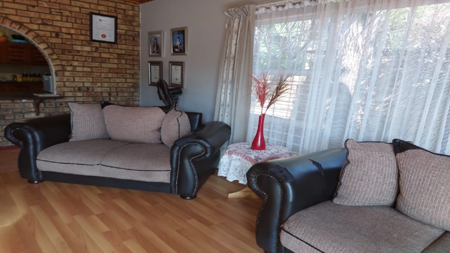 3 Bedroom Property for Sale in Vanderbijlpark Sw 2 Gauteng