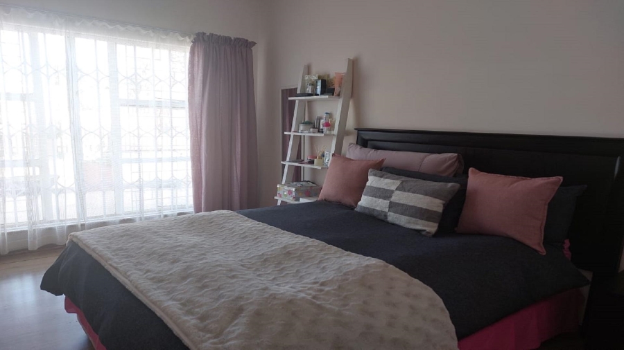 3 Bedroom Property for Sale in Vanderbijlpark Sw 2 Gauteng