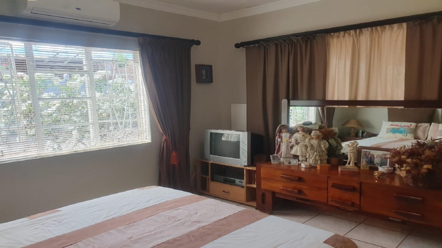 3 Bedroom Property for Sale in Theoville Gauteng