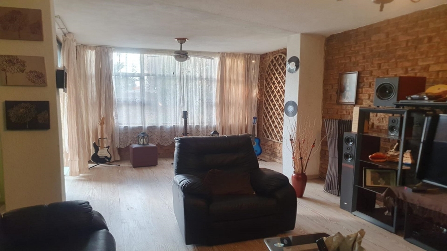 3 Bedroom Property for Sale in Vanderbijlpark CE 1 Gauteng