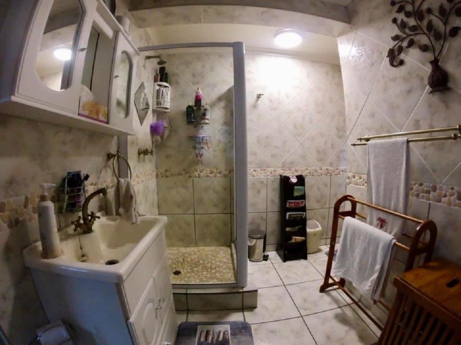 3 Bedroom Property for Sale in Vaaloewer Gauteng