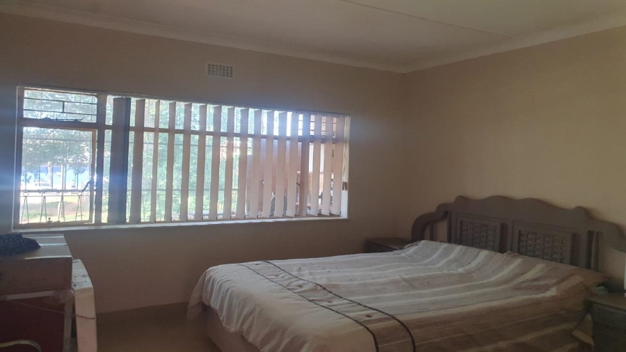 2 Bedroom Property for Sale in Vanderbijlpark CW 1 Gauteng