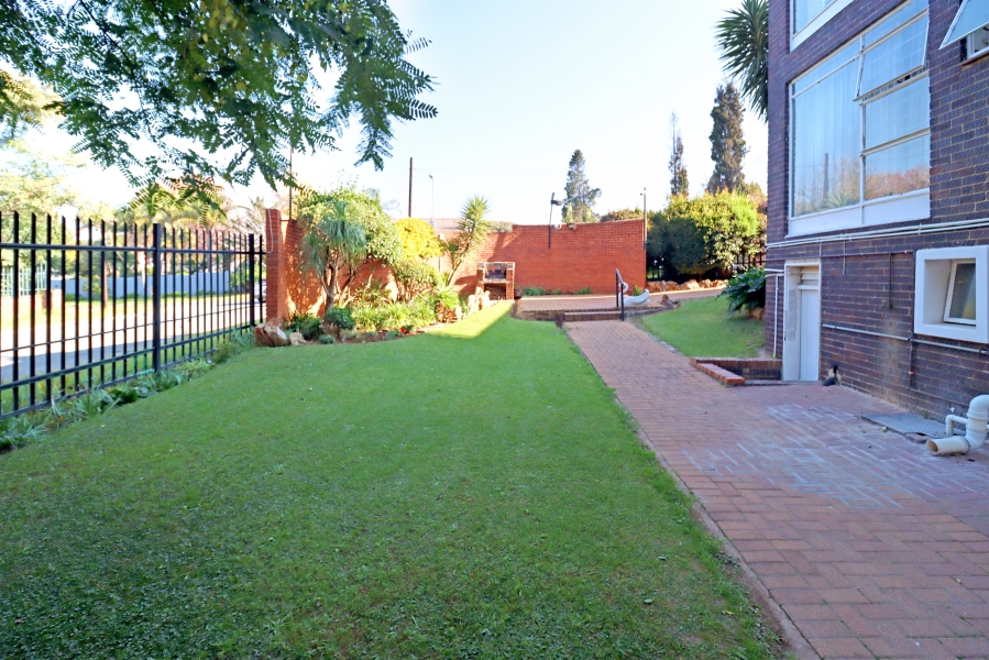 1 Bedroom Property for Sale in Glenhazel Gauteng