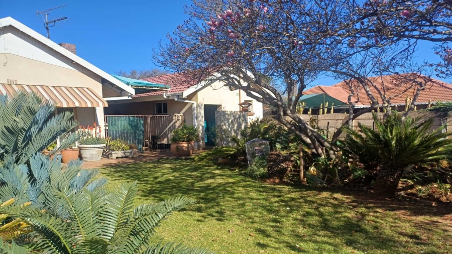 3 Bedroom Property for Sale in Risiville Gauteng
