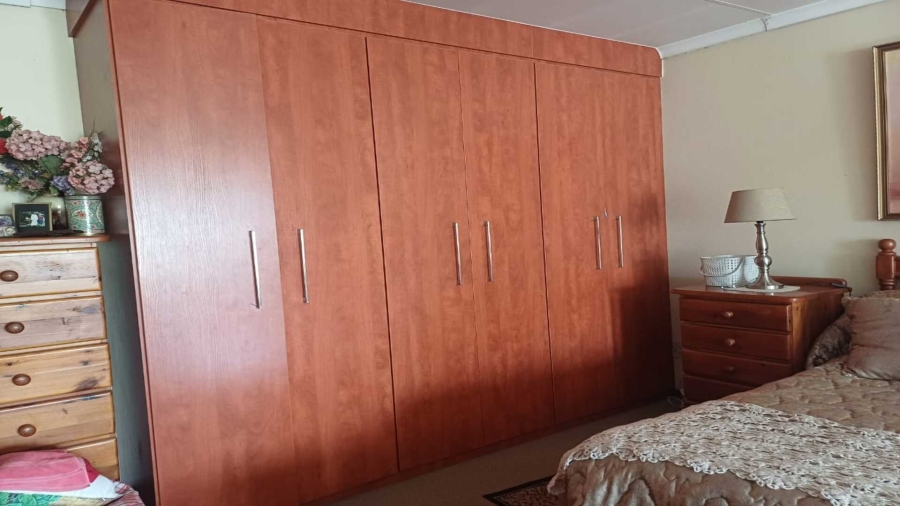 3 Bedroom Property for Sale in Risiville Gauteng