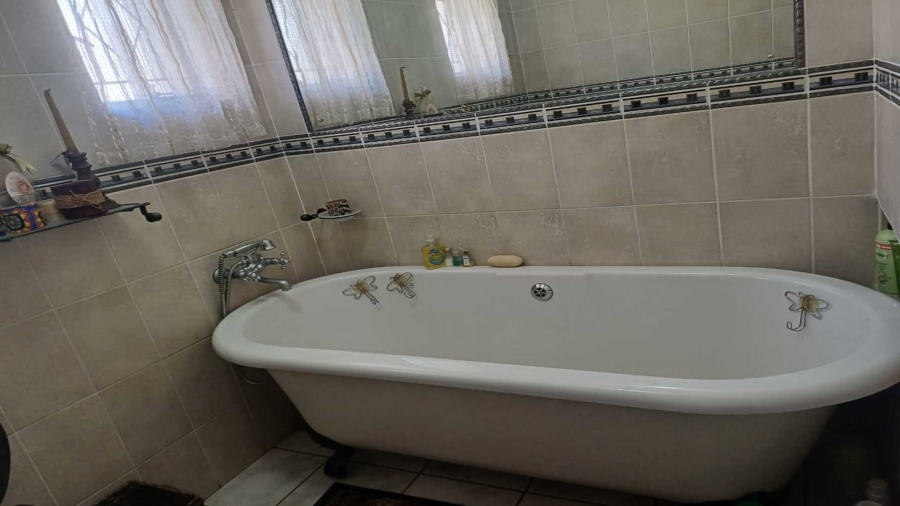 3 Bedroom Property for Sale in Risiville Gauteng
