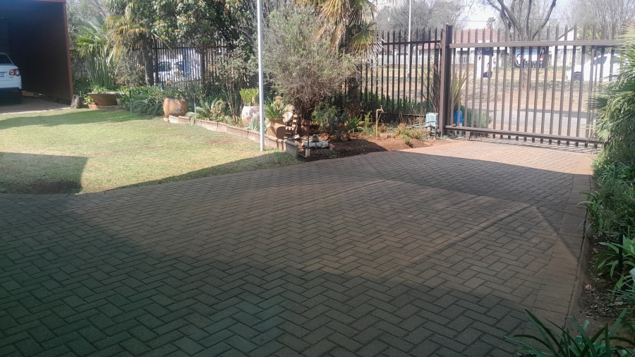 3 Bedroom Property for Sale in Risiville Gauteng