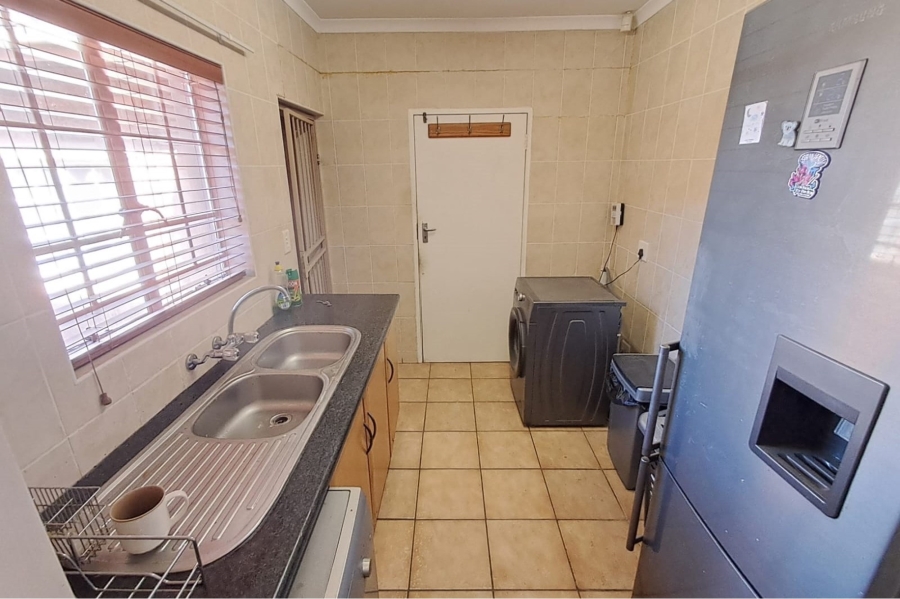 3 Bedroom Property for Sale in Amberfield Gauteng