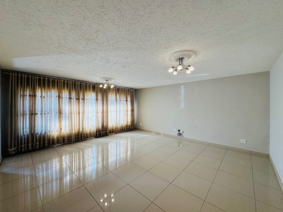4 Bedroom Property for Sale in Parkrand Gauteng