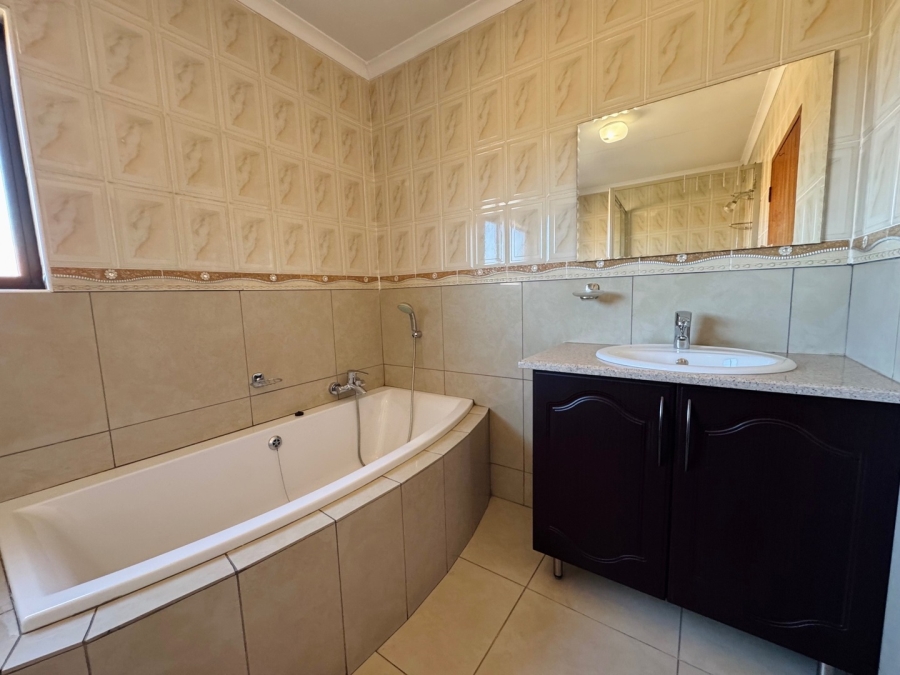 4 Bedroom Property for Sale in Parkrand Gauteng